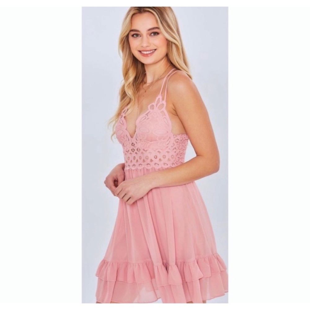 1 LEFT! Blush Tiered Lined Lace Cami Top Adjustable Back Shirred Dress - Picture 2 of 7